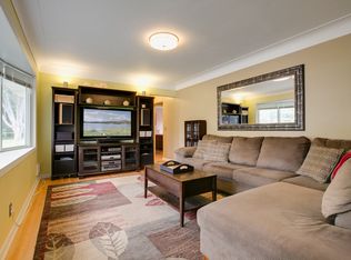 11906 Bradford Rd, Minnetonka, MN 55343