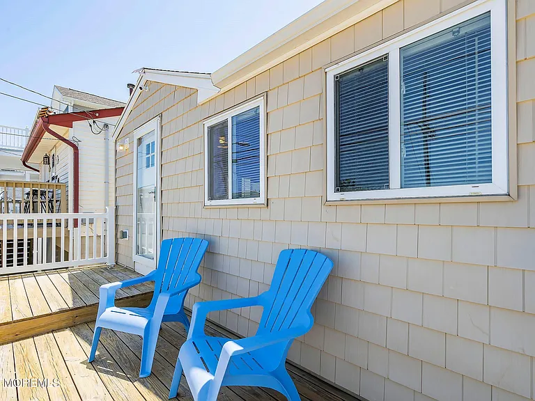 309 Hiering Ave #A — Photo 2