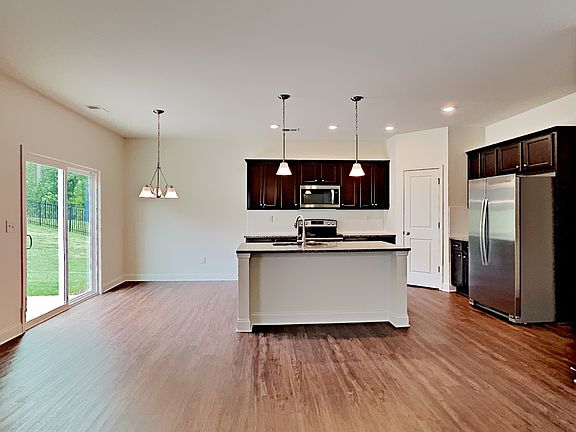 5th image of 5225 Smithbriar Dr