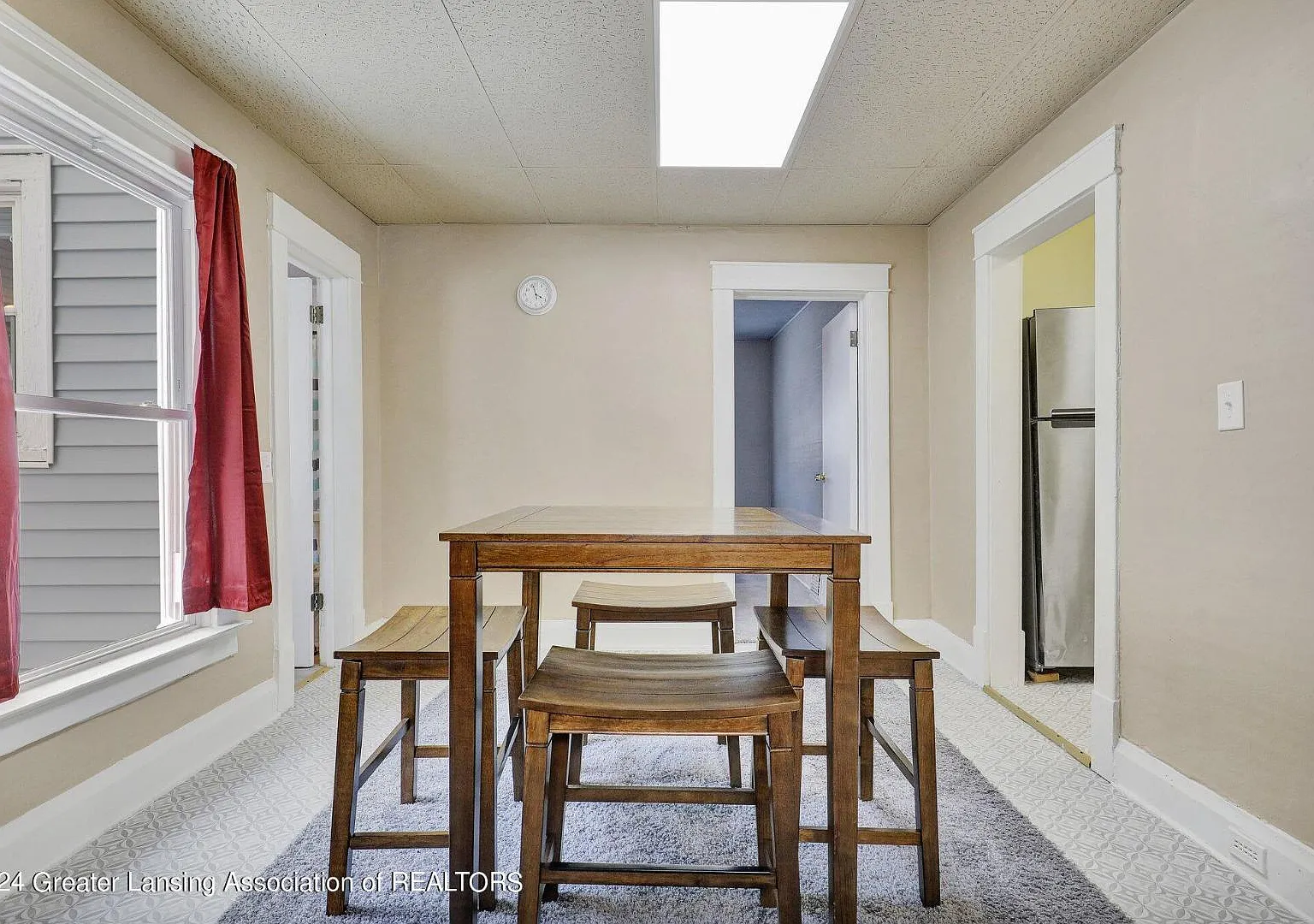 1107 Hickory St - Lower — Photo 2
