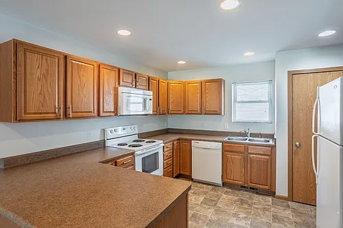 821 Hawkeye Dr #821 Photo 1