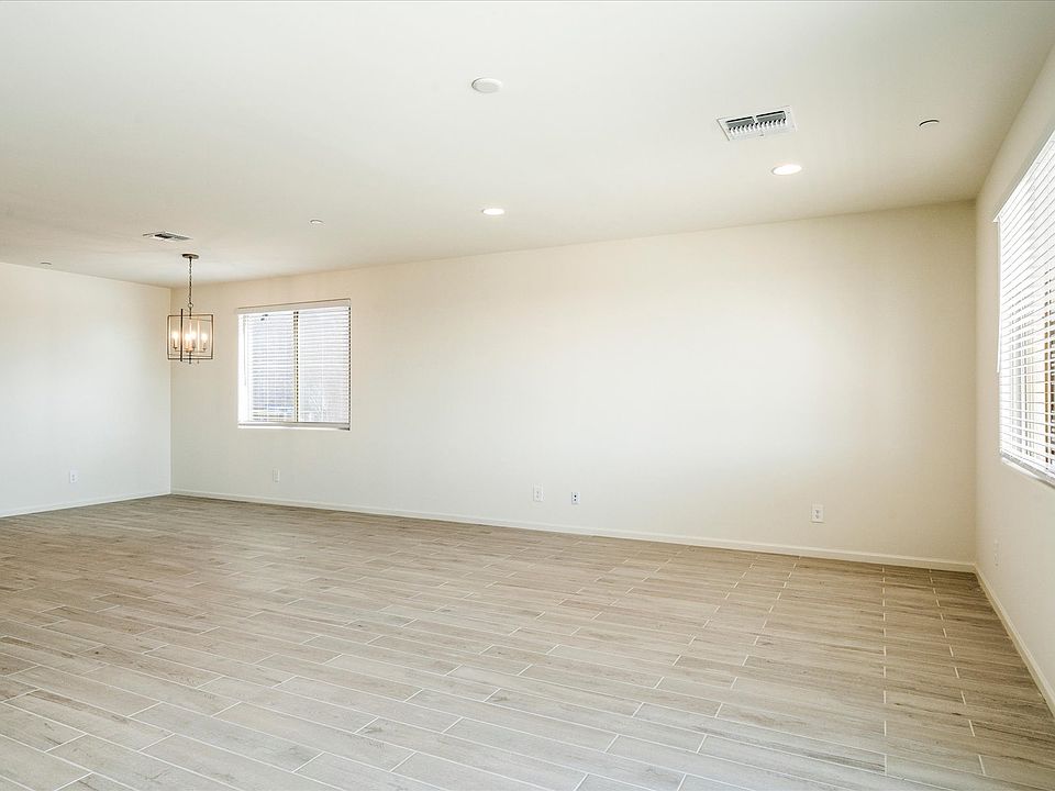 The 2960 plan shown at Las Patrias at Star Valley in Tucson, AZ.