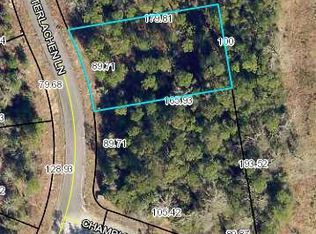 6823 Interlachen Ln, Laurel Hill, FL 32567