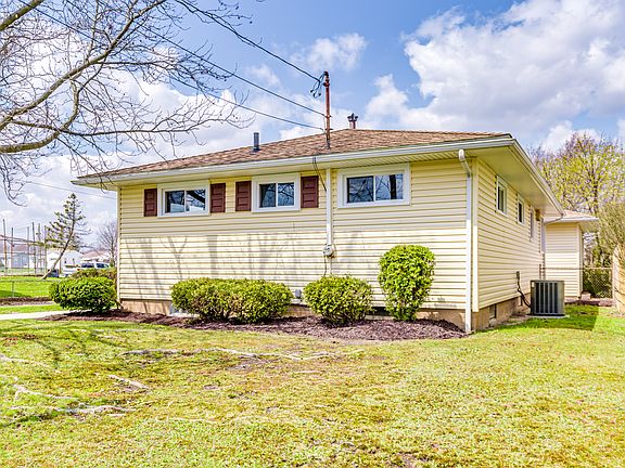 5th image of 3143 Kilarney St
