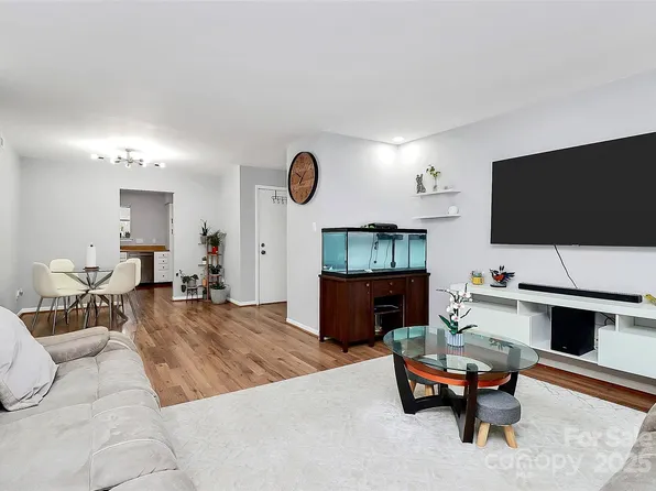 2900 Heathstead Pl APT H, Charlotte, NC 28210