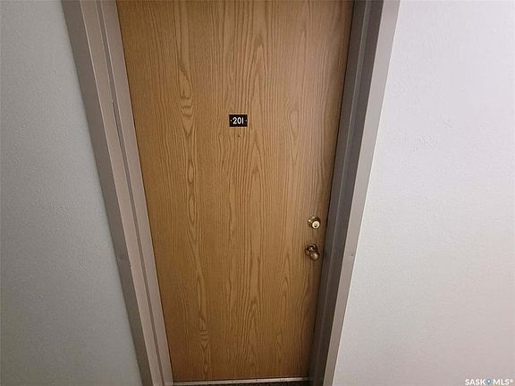 4th image of UNIT 201-59 Wood Lily DRIVE