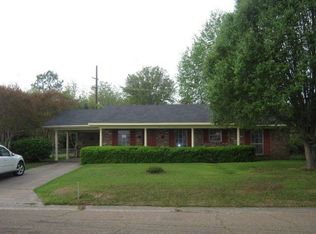 816 7th St, Leland, MS 38756