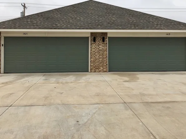 1421 Macalpine St, Moore, OK 73160