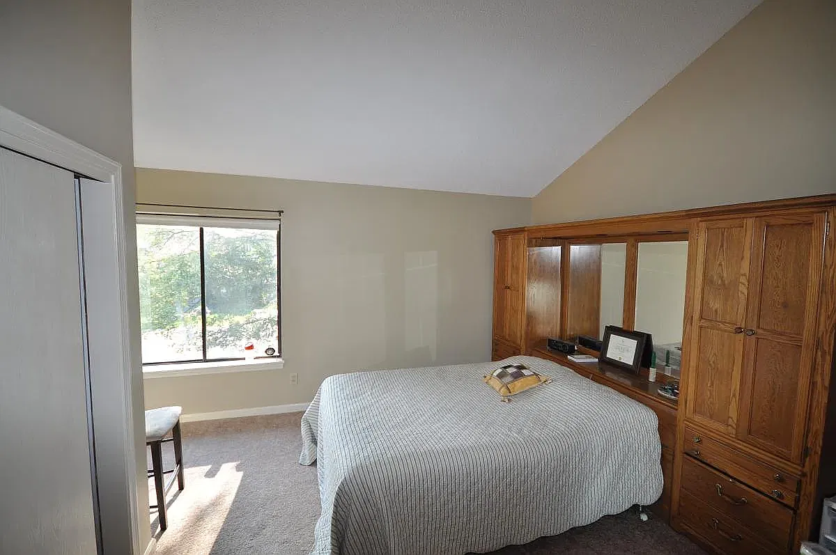 2 bed, 1283 sqft, $3,000 — Photo 1