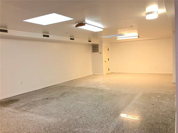 2nd image of 821 57th St Ste 1