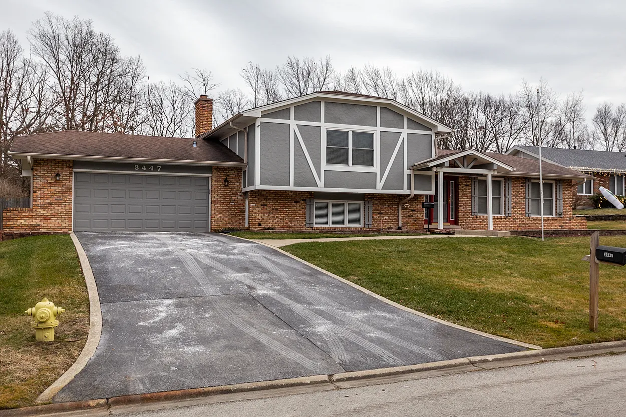 3447 Innsbruck Ln photo 1
