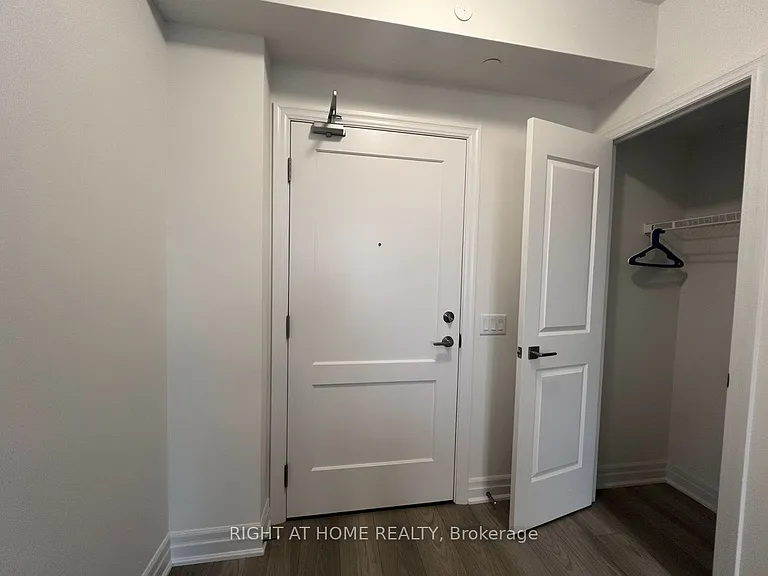 30 Elm Dr W #2702 — Photo 8