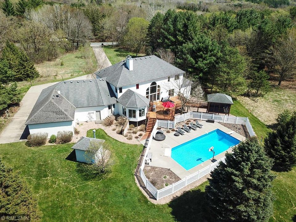 1st image of 13710 Greenwood Trl N