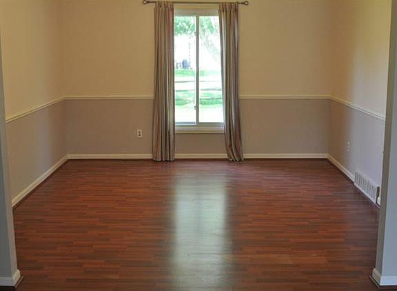 Formal Dining