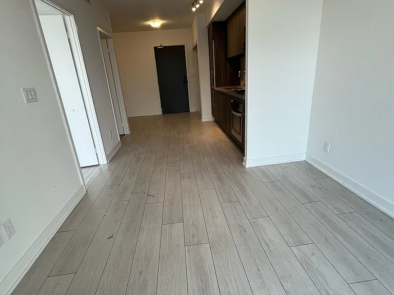 2031 Kennedy Rd N #1620 — Photo 8
