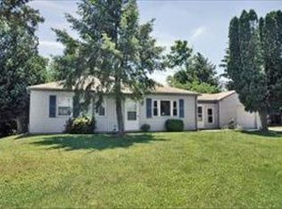 2460 Graystone Rd, East Petersburg, PA 17520