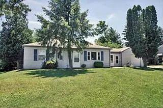 2460 Graystone Rd photo 1