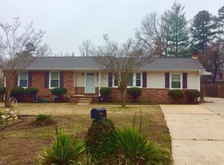 3010 Saxon Pl, Greensboro, NC 27406