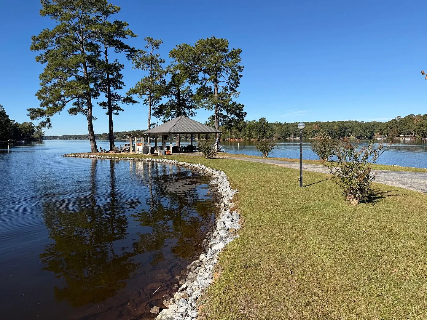 333 Eastside Drive #7-Condo on Lake Harding — Photo 3