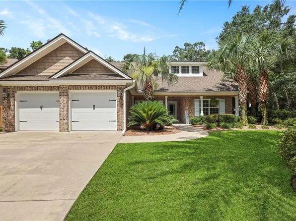 100 Southern Oaks Lane St, Simons Island, GA 31522
