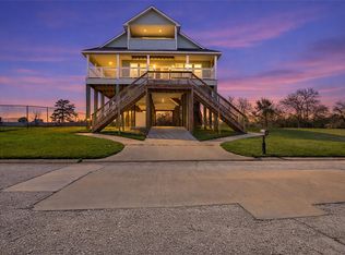 205 Rue Orleans St, Baytown, TX 77520