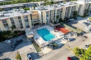 Avila South Condo — Photo 1