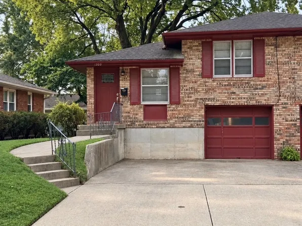 1305 W Linden Ave, Independence, MO 64052