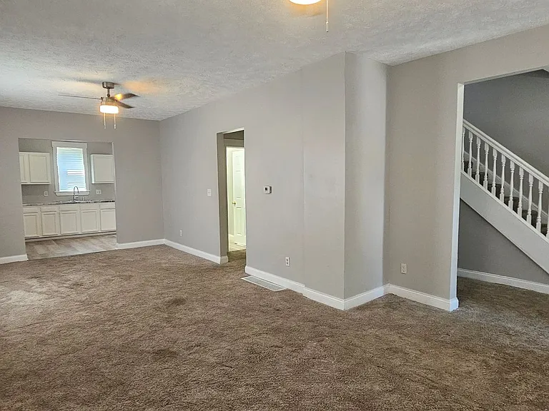 9710 Easton Ave — Photo 8