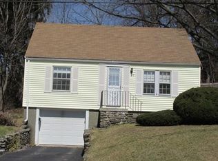 20 Hunnewell Rd, Worcester, MA 01606