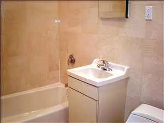 Rented by Living New York | media 1