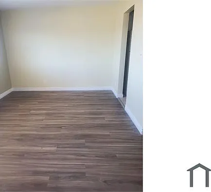 2810 W Slauson Ave — Photo 8