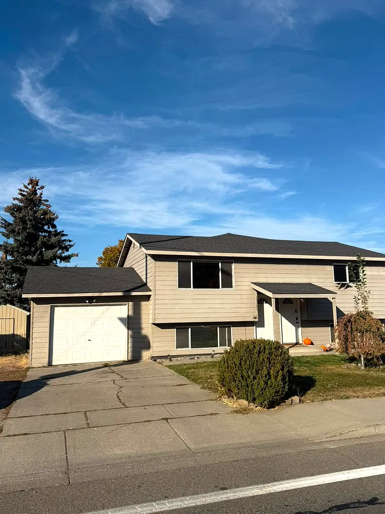 4 bed, 1780 sqft, $2,200 — Photo 1