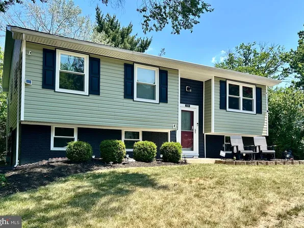 8249 Victoria Rd, Millersville, MD 21108