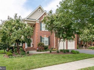 25327 Justice Dr, Chantilly, VA 20152