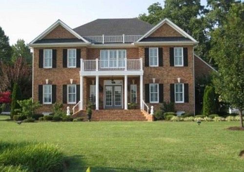 2nd image of 7240 Pointe Pl