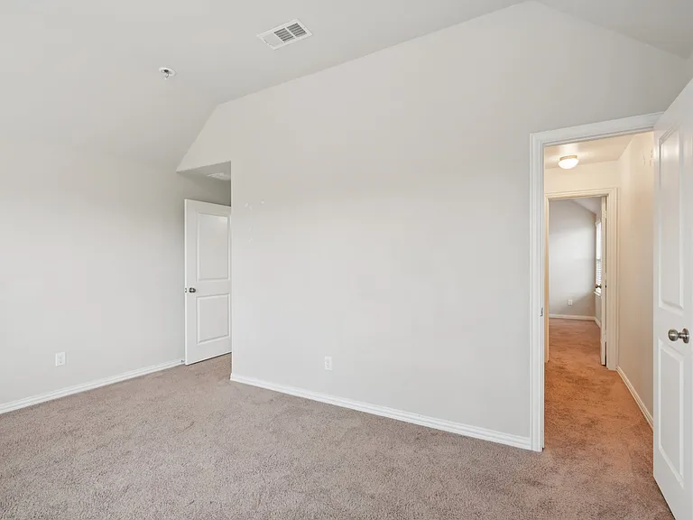 16400 Olmstead Park Blvd — Photo 45