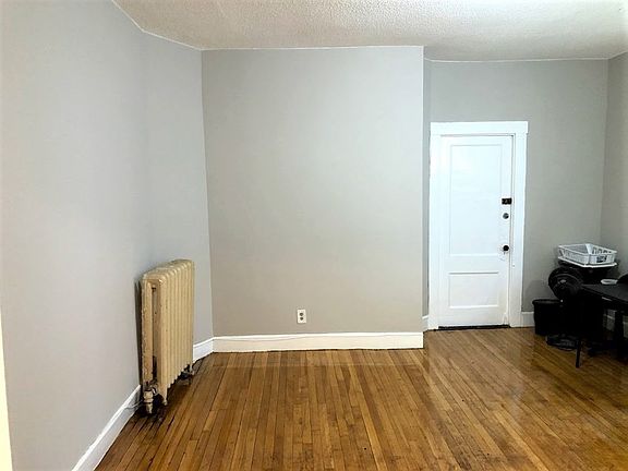5th image of 32 Reedsdale St APT 6