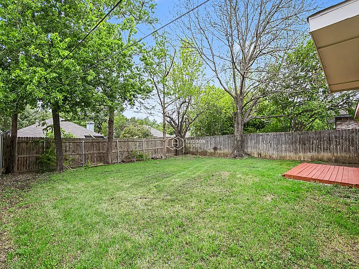 5210 Livermore Dr — Photo 16