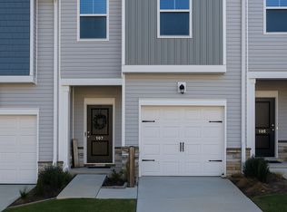 107 Cedar Oak Ln, Greenville, SC 29607