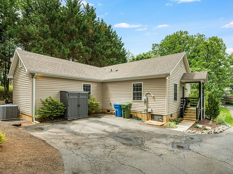 52 Shady Oak Dr — Photo 15