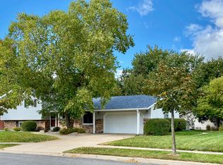 525 Grove St, Onalaska, WI 54650