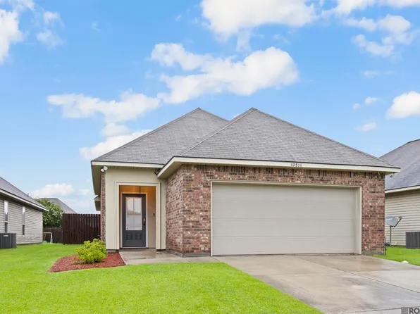 42356 Cedarstone Ave, Prairieville, LA 70769