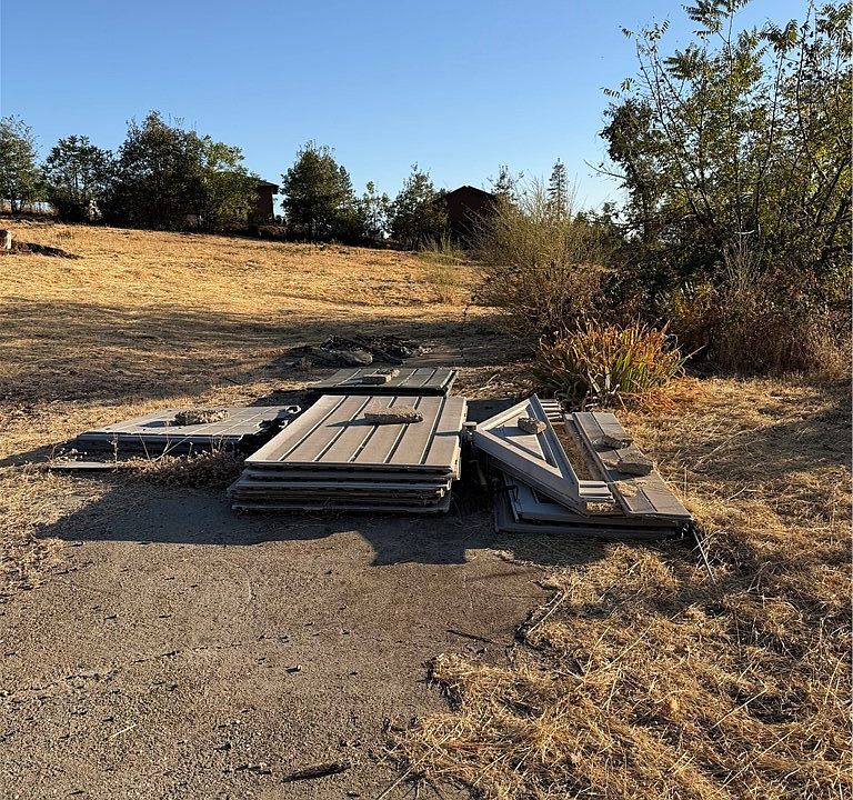1st image of 5680 Middle Libby Rd