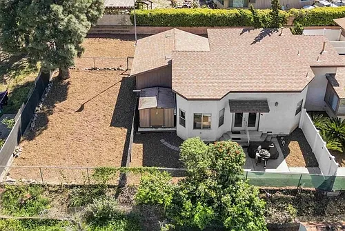 3237 S Bonita St Photo 1