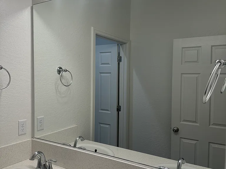 6690 E Berkeley Ave — Photo 28