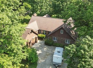 3798 Kissing Hollow Dr, Lima, OH 45801