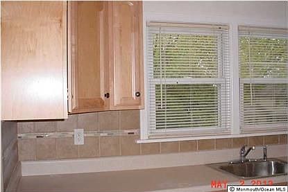 3rd image of 806 Conifer St #3