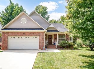 213 Beauregard Ln, Mebane, NC 27302