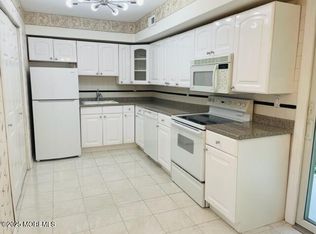 8 Indiana Ct #1016, Matawan, NJ 07747