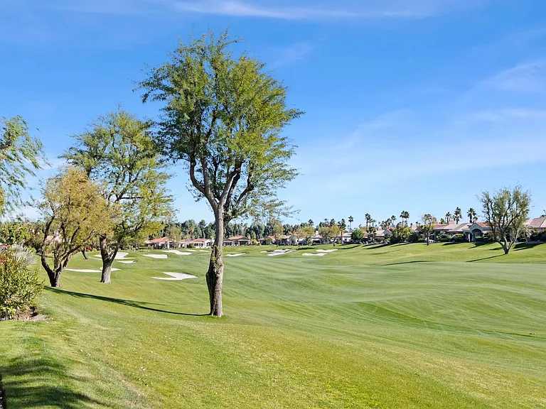 407 Desert Holly Dr — Photo 35